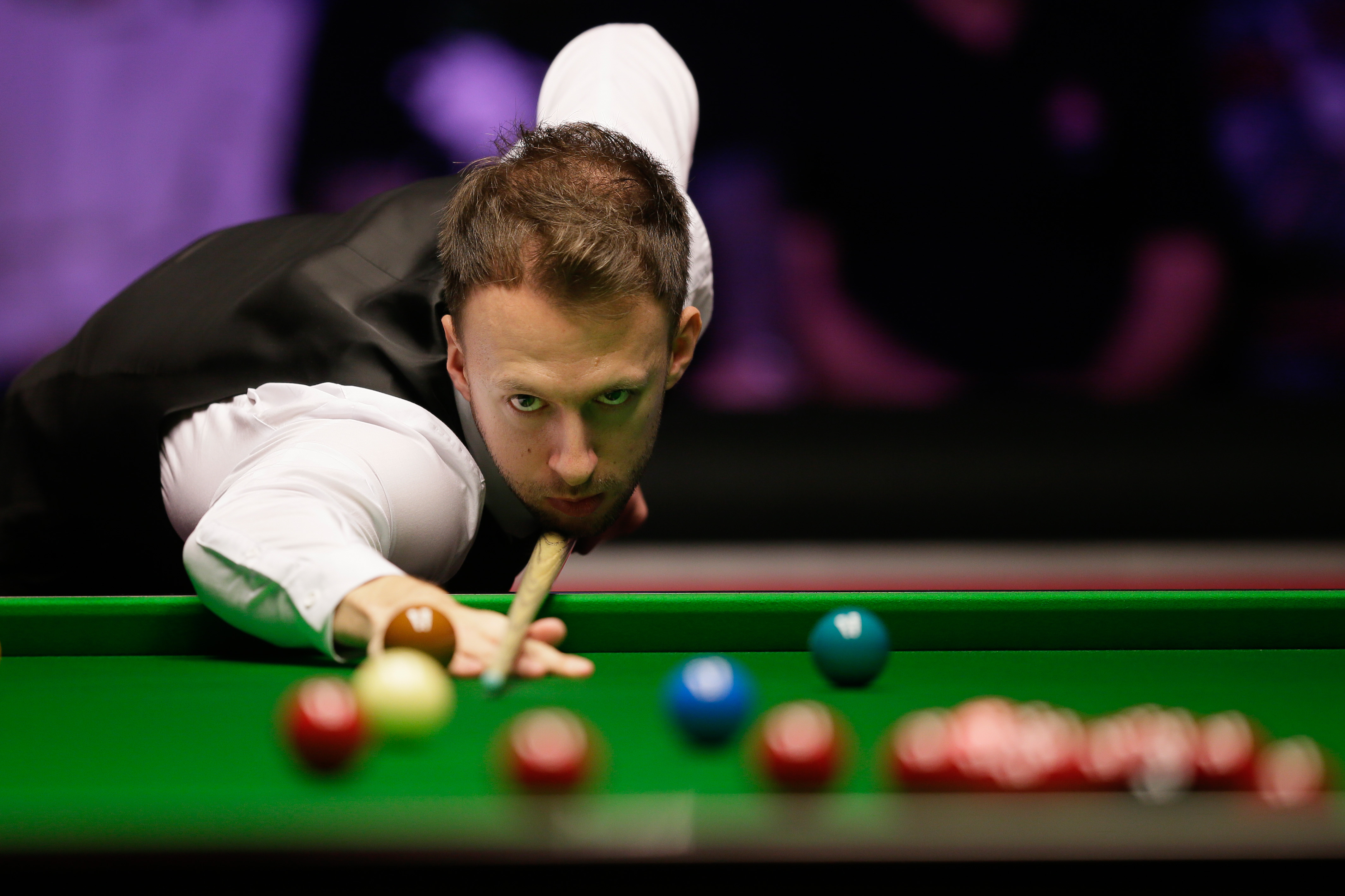 他的缺席让 他的缺席让