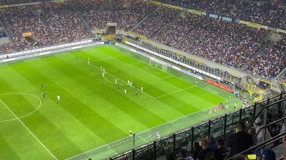 守近角时 守近角时